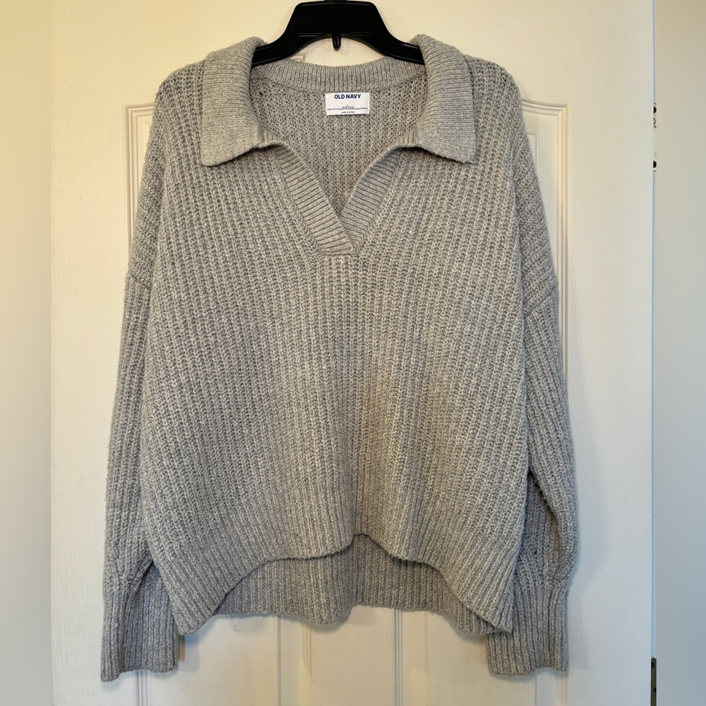 grey knit old navy sweater